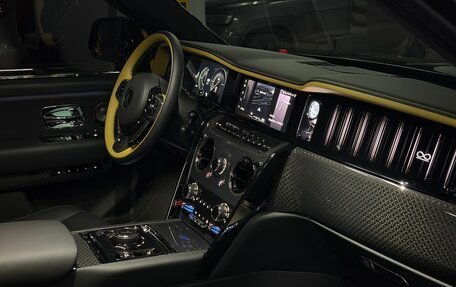 Rolls-Royce Cullinan, 2025 год, 68 000 000 рублей, 17 фотография