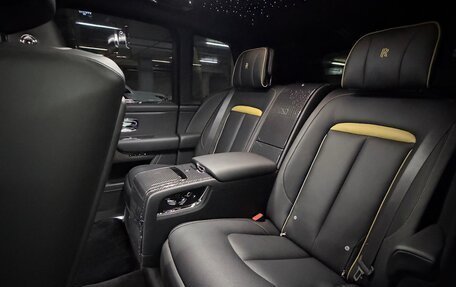 Rolls-Royce Cullinan, 2025 год, 68 000 000 рублей, 20 фотография