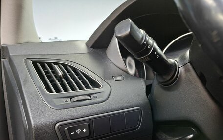 Hyundai ix35 I рестайлинг, 2010 год, 1 050 000 рублей, 18 фотография