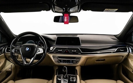 BMW 7 серия, 2016 год, 2 870 010 рублей, 13 фотография