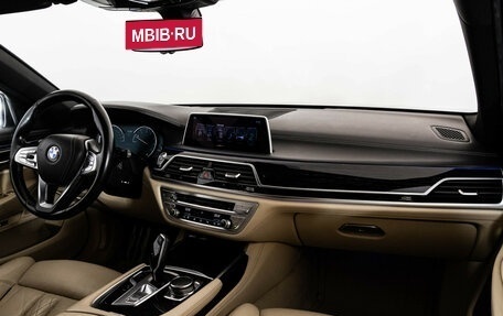 BMW 7 серия, 2016 год, 2 870 010 рублей, 12 фотография