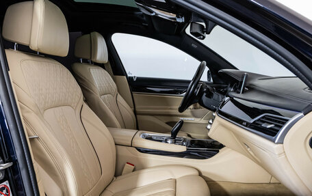 BMW 7 серия, 2016 год, 2 870 010 рублей, 25 фотография