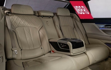 BMW 7 серия, 2016 год, 2 870 010 рублей, 28 фотография