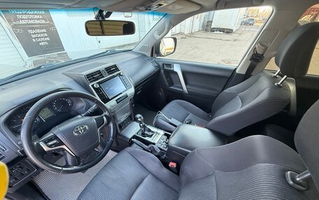 Toyota Land Cruiser Prado 150 рестайлинг 2, 2019 год, 4 450 000 рублей, 17 фотография