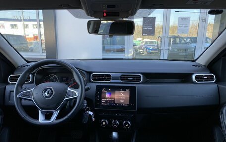 Renault Duster, 2022 год, 1 999 000 рублей, 11 фотография