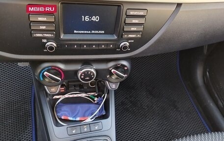 KIA Rio IV, 2018 год, 1 250 000 рублей, 7 фотография