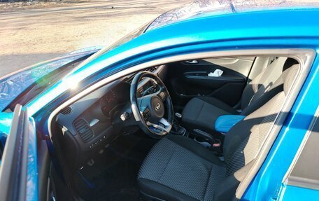 KIA Rio IV, 2018 год, 1 250 000 рублей, 8 фотография