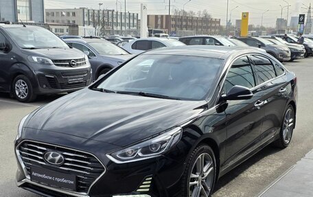 Hyundai Sonata VII, 2017 год, 1 900 000 рублей, 3 фотография