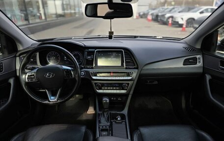 Hyundai Sonata VII, 2017 год, 1 900 000 рублей, 10 фотография