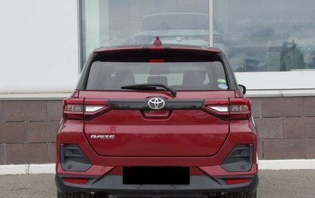 Toyota Raize I, 2020 год, 1 850 000 рублей, 2 фотография