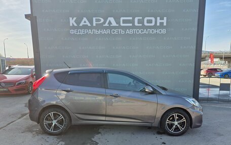 Hyundai Solaris II рестайлинг, 2011 год, 725 000 рублей, 4 фотография