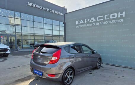 Hyundai Solaris II рестайлинг, 2011 год, 725 000 рублей, 2 фотография