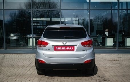 Hyundai ix35 I рестайлинг, 2014 год, 1 300 000 рублей, 4 фотография