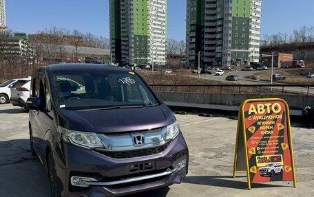 Honda Stepwgn IV, 2017 год, 1 850 000 рублей, 1 фотография