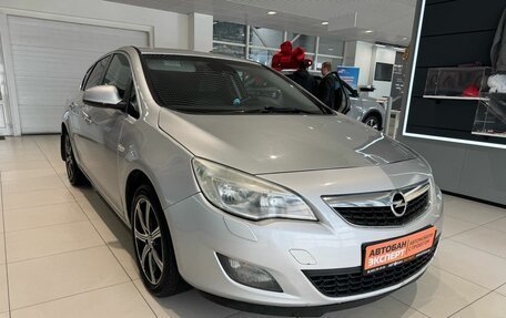 Opel Astra J, 2010 год, 399 000 рублей, 3 фотография