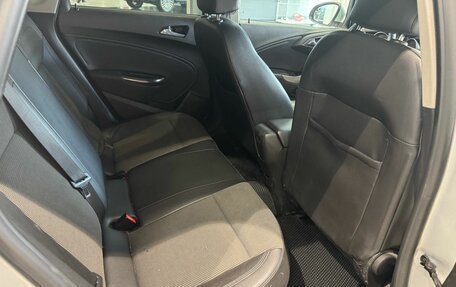 Opel Astra J, 2010 год, 399 000 рублей, 15 фотография