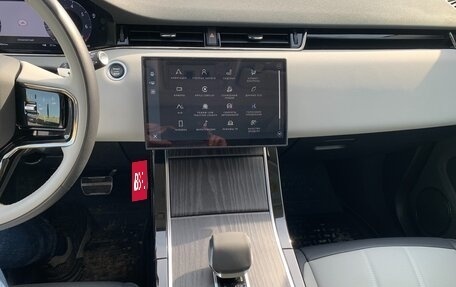 Land Rover Range Rover Evoque II, 2024 год, 6 500 000 рублей, 15 фотография