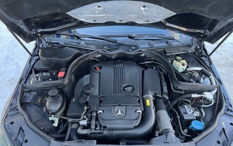 Mercedes-Benz C-Класс, 2010 год, 1 100 000 рублей, 10 фотография