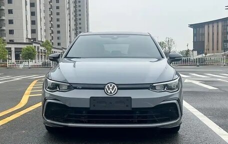 Volkswagen Golf VIII, 2021 год, 2 135 000 рублей, 2 фотография