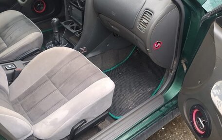 Mitsubishi Carisma I, 1998 год, 190 000 рублей, 5 фотография