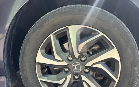 Honda Stepwgn IV, 2017 год, 1 850 000 рублей, 4 фотография