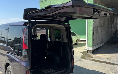 Honda Stepwgn IV, 2017 год, 1 850 000 рублей, 11 фотография