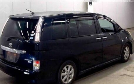 Toyota ISis I, 2011 год, 1 370 000 рублей, 6 фотография