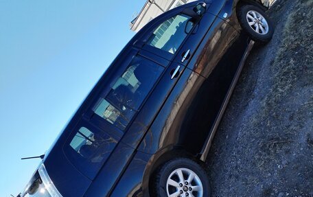 Toyota ISis I, 2011 год, 1 370 000 рублей, 9 фотография