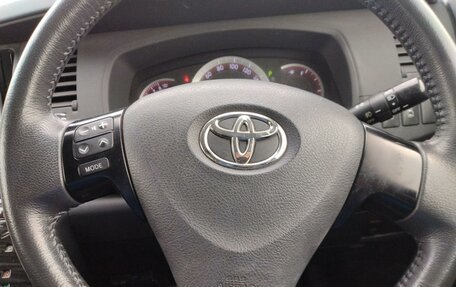 Toyota ISis I, 2011 год, 1 370 000 рублей, 17 фотография