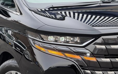 Toyota Alphard, 2025 год, 8 110 000 рублей, 5 фотография