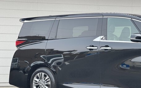 Toyota Alphard, 2025 год, 8 110 000 рублей, 8 фотография