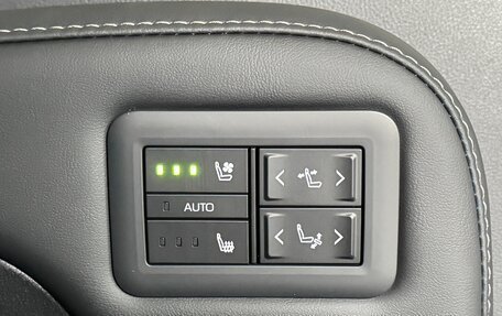 Toyota Alphard, 2025 год, 8 110 000 рублей, 18 фотография