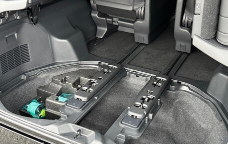 Toyota Alphard, 2025 год, 8 110 000 рублей, 29 фотография