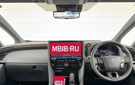 Toyota Alphard, 2025 год, 8 110 000 рублей, 19 фотография