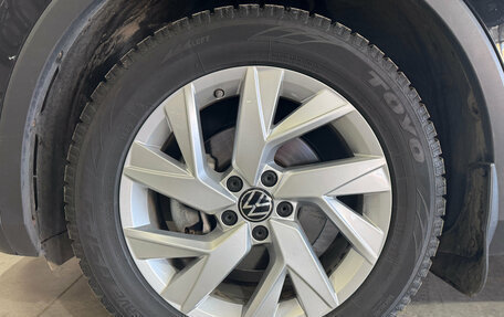 Volkswagen Tiguan II, 2021 год, 2 950 000 рублей, 19 фотография