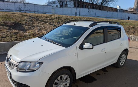 Renault Sandero II рестайлинг, 2015 год, 790 000 рублей, 3 фотография