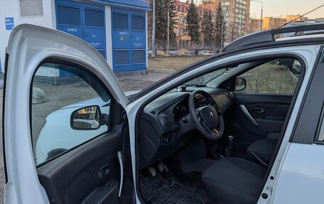 Renault Sandero II рестайлинг, 2015 год, 790 000 рублей, 11 фотография