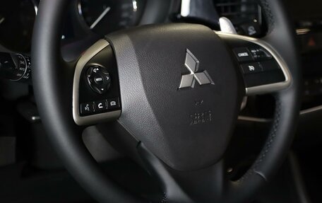Mitsubishi Outlander III рестайлинг 3, 2013 год, 1 199 000 рублей, 12 фотография