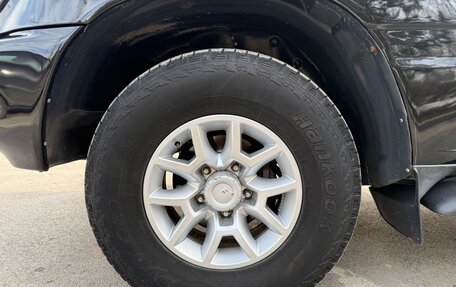 Toyota Land Cruiser 100 рестайлинг 2, 2004 год, 2 050 000 рублей, 20 фотография