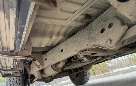 Toyota Land Cruiser 100 рестайлинг 2, 2004 год, 2 050 000 рублей, 19 фотография