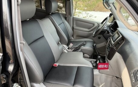 Toyota Land Cruiser 100 рестайлинг 2, 2004 год, 2 050 000 рублей, 25 фотография