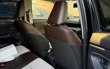 Toyota Yaris Cross, 2023 год, 1 600 000 рублей, 7 фотография