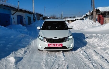 KIA Rio III рестайлинг, 2011 год, 570 000 рублей, 2 фотография