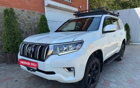 Toyota Land Cruiser Prado 150 рестайлинг 2, 2020 год, 5 100 000 рублей, 7 фотография