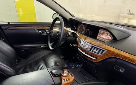 Mercedes-Benz S-Класс, 2006 год, 970 000 рублей, 25 фотография