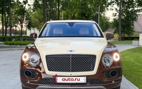 Bentley Bentayga I, 2016 год, 8 499 000 рублей, 2 фотография