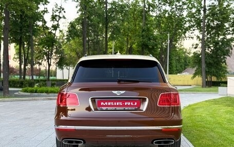 Bentley Bentayga I, 2016 год, 8 499 000 рублей, 6 фотография