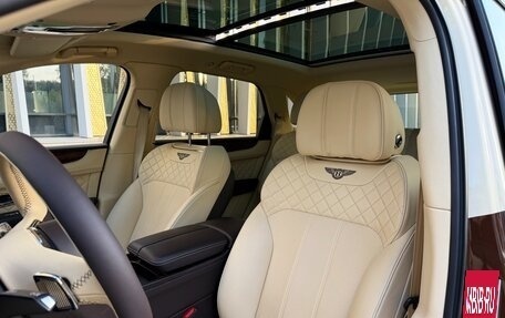 Bentley Bentayga I, 2016 год, 8 499 000 рублей, 12 фотография