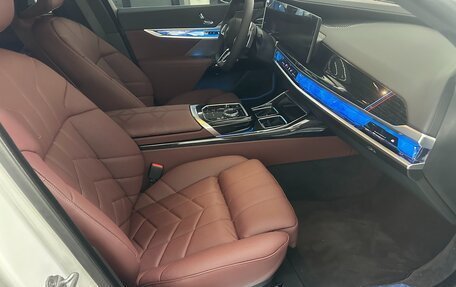 BMW 7 серия, 2025 год, 12 960 000 рублей, 8 фотография