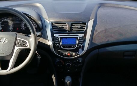 Hyundai Solaris II рестайлинг, 2012 год, 795 000 рублей, 11 фотография
